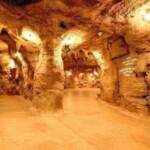 كهف المعجزات بالحديقة كهف المعجزات بالحديقة